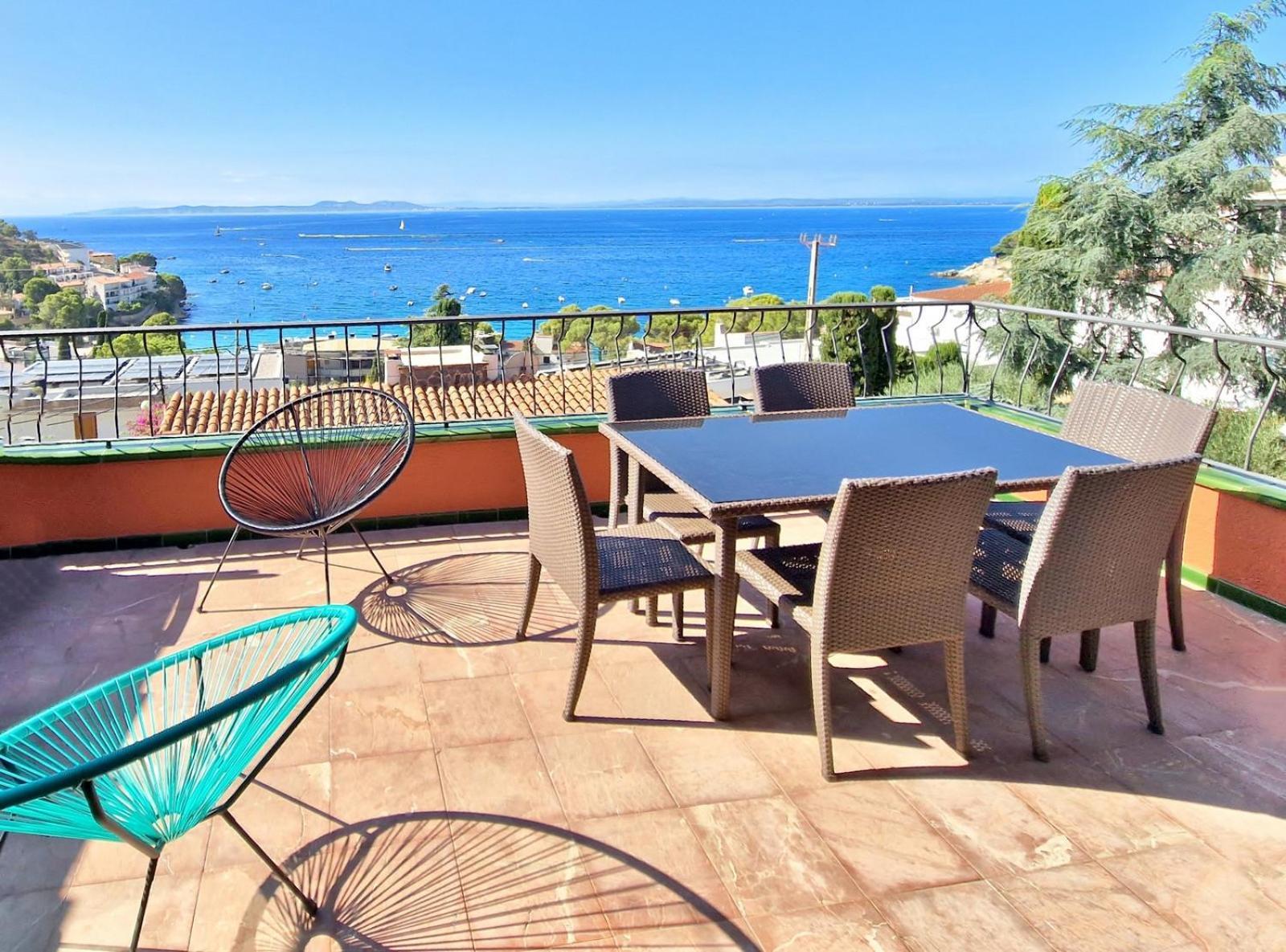 Villa Excepcional Con Vistas Panarómacias Al Mar Av-80