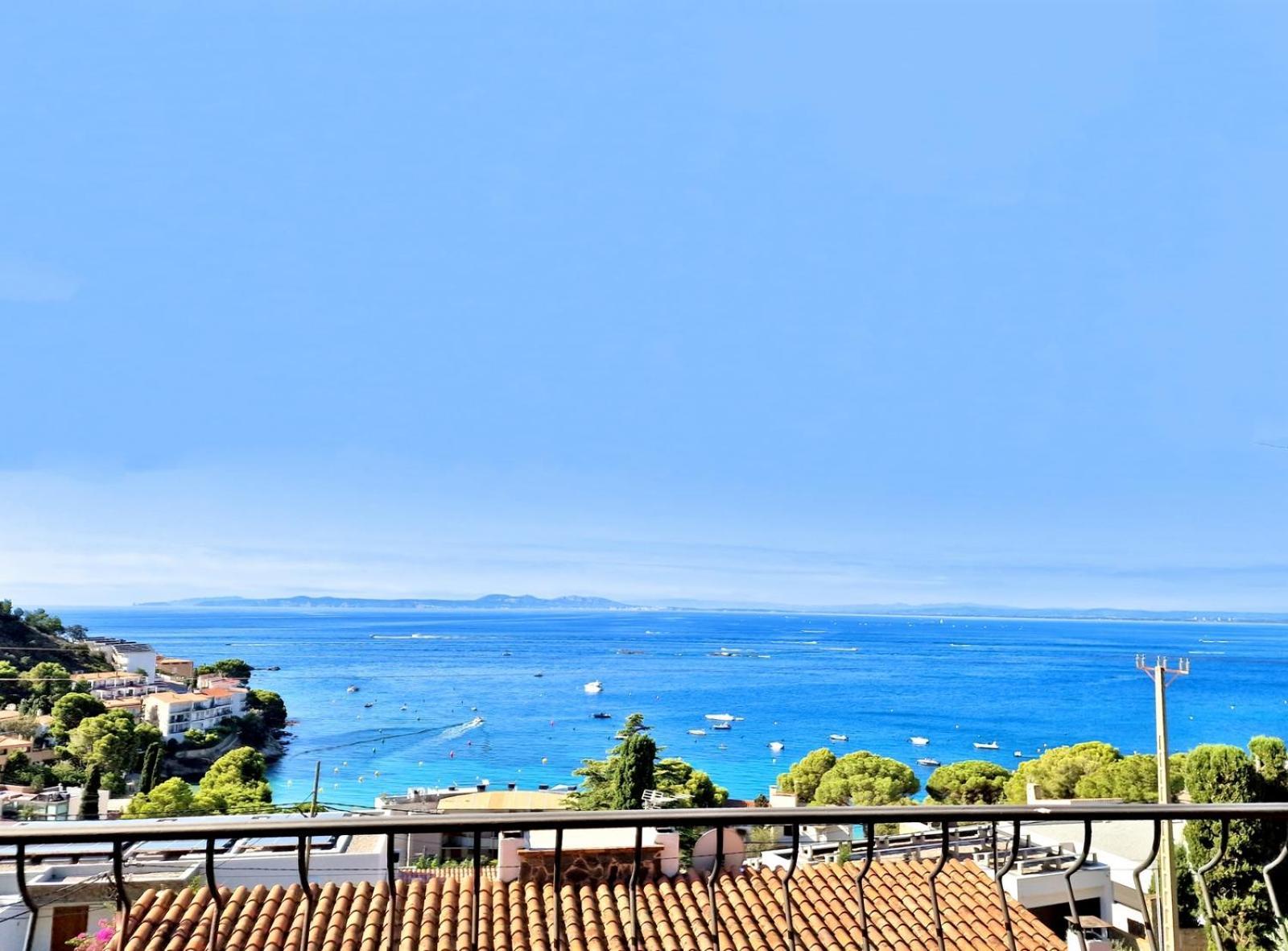 Excepcional Con Vistas Panarómacias Al Mar Av-80 Villa Roses